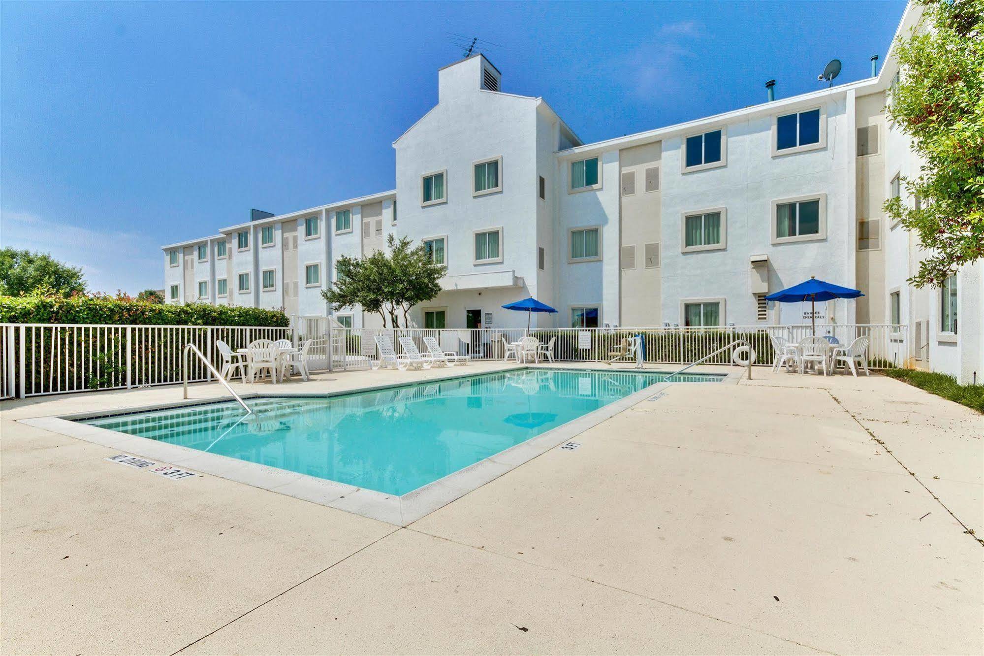 Motel 6-Lewisville, Tx - Dallas Exterior photo